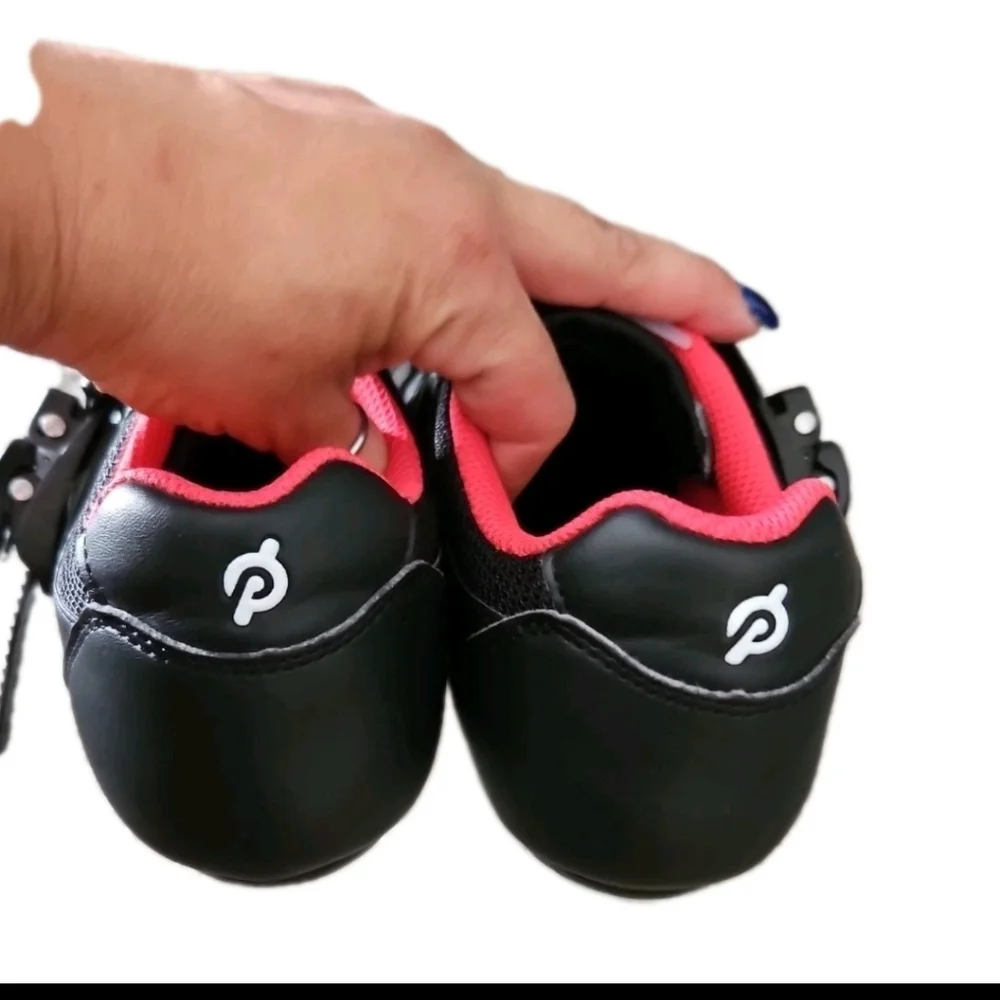 Peloton Unisex Black And Red Indoor Outdoor Cycling Clip In Shoe 40
